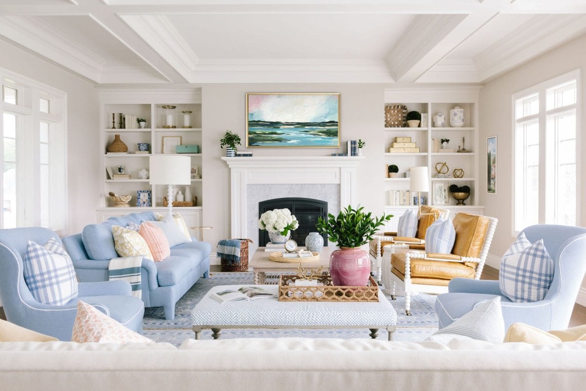 Living room in a classic fresh traditional decor style by Bria Hammel Interiors
