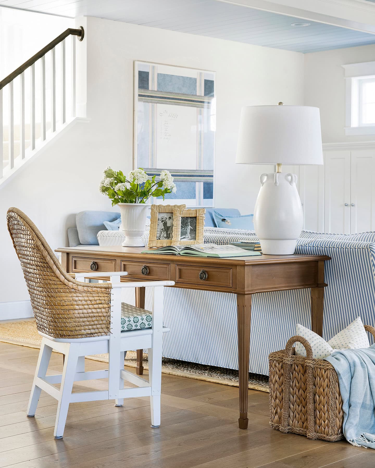 Living room in a classic fresh traditional decor style by Bria Hammel Interiors