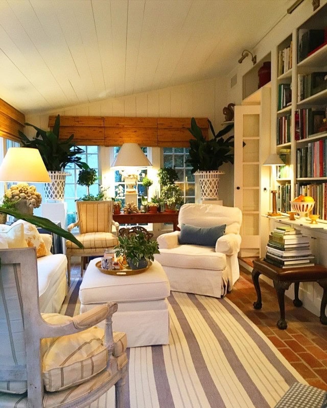 Cozy and welcoming living room featured as part of focal point tips