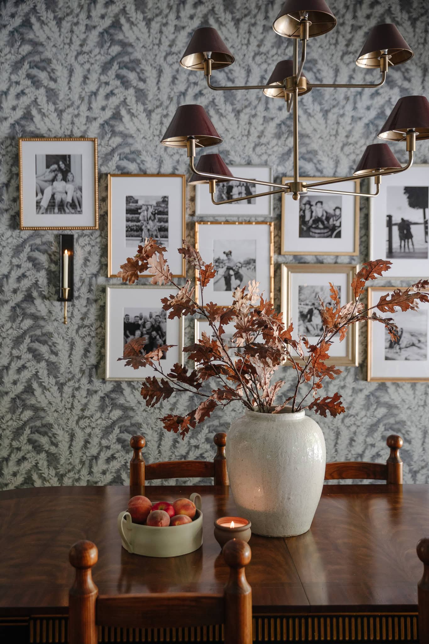 Example of minimalist fall decor ideas featuring dining room with floral arrangement