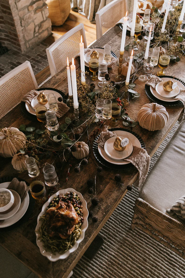 Example of traditional moody Thanksgiving Tablescape Ideas to Wow Your Guests