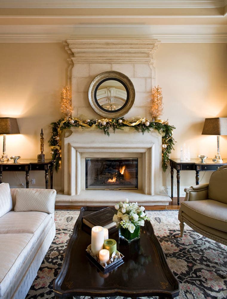Example of cozy Christmas decor featuring living room decorated in traditional style.