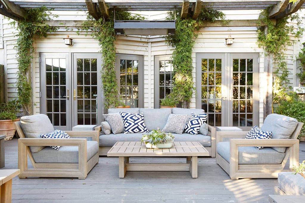 Patio furniture inspo featuring a transitional outdoor living room