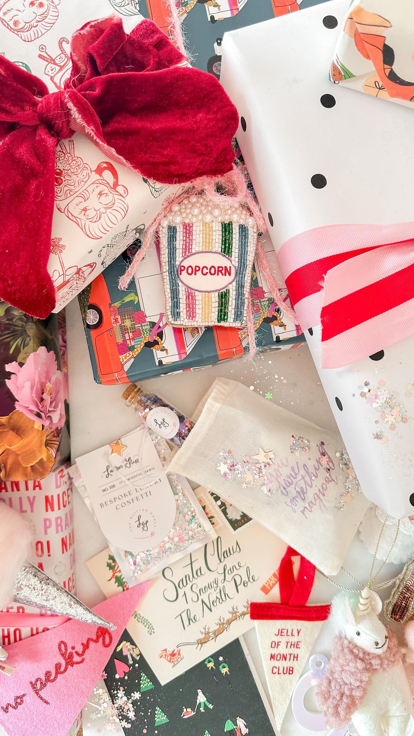 Example of the Gift Wrapping Aesthetic Trend featuring kid-friendly style