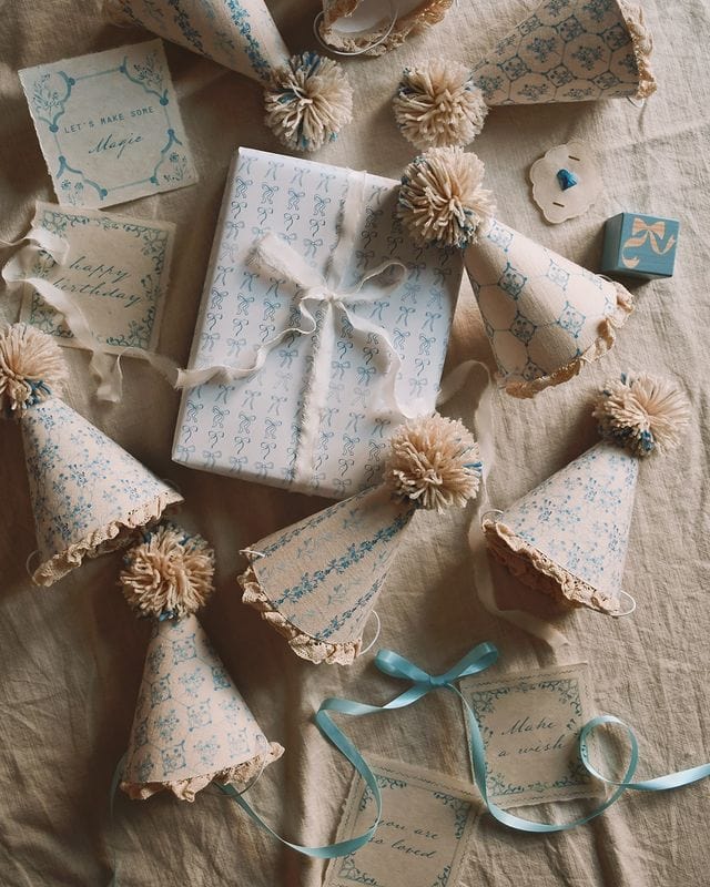 Example of the Gift Wrapping Aesthetic Trend featuring traditional style