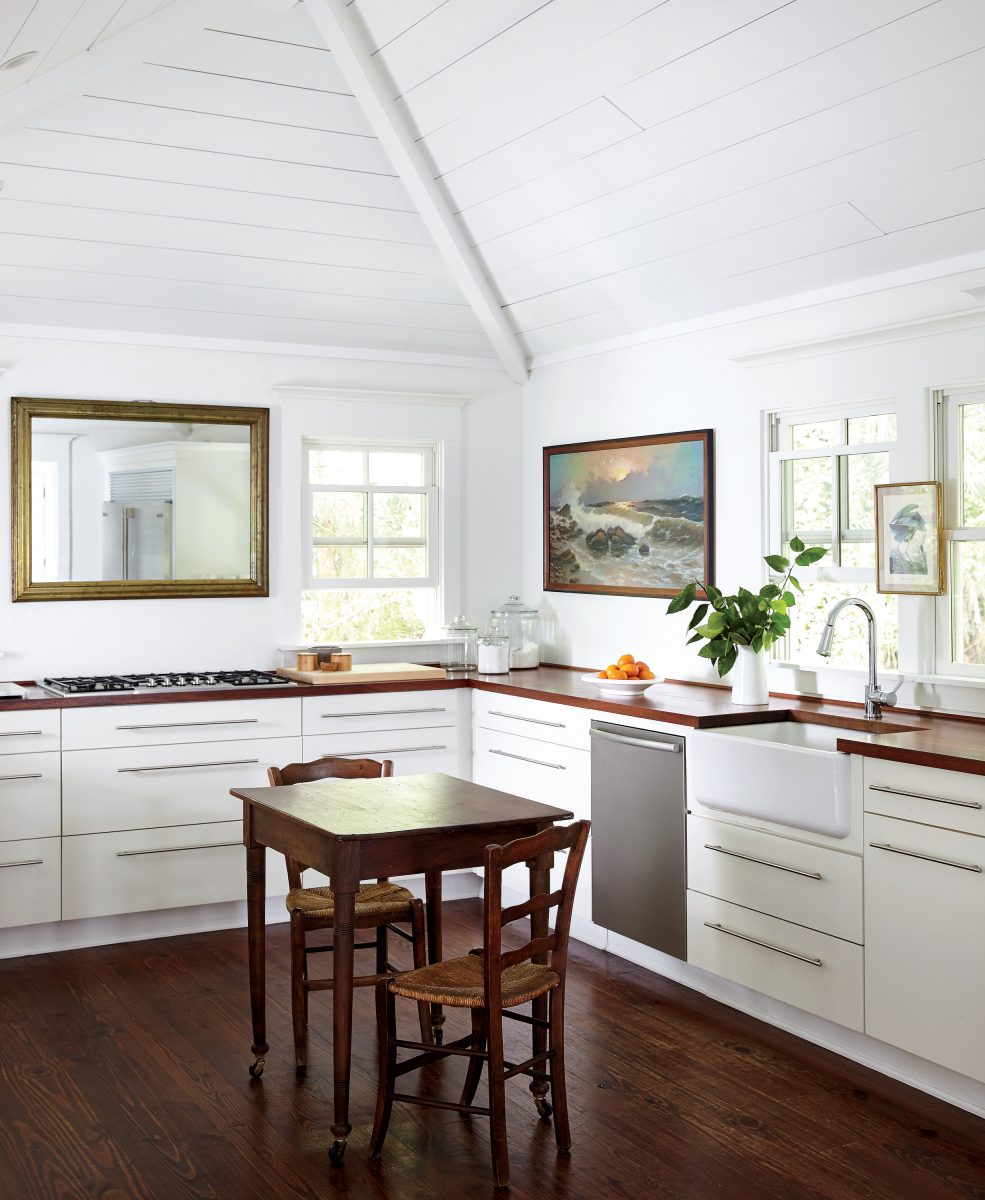 Brunette flooring example featuring a contemporary traditional kitchen