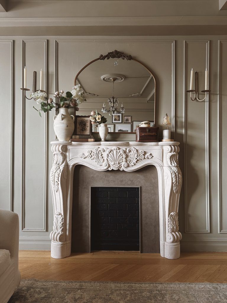 Spring mantel decor ideas in modern heritage style