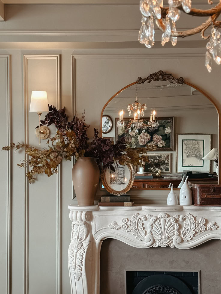 Spring mantel decor ideas in modern heritage style