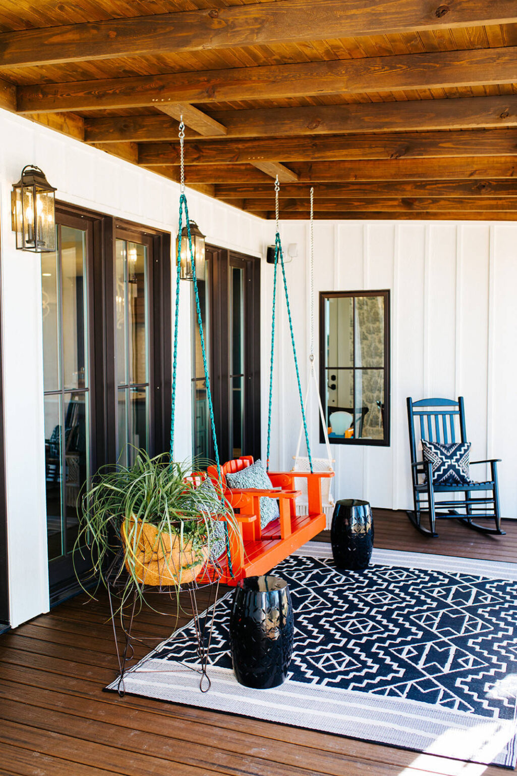 Spring Front Porch Decorating: 11 Simple & Chic Ideas - shabbyfufu.com