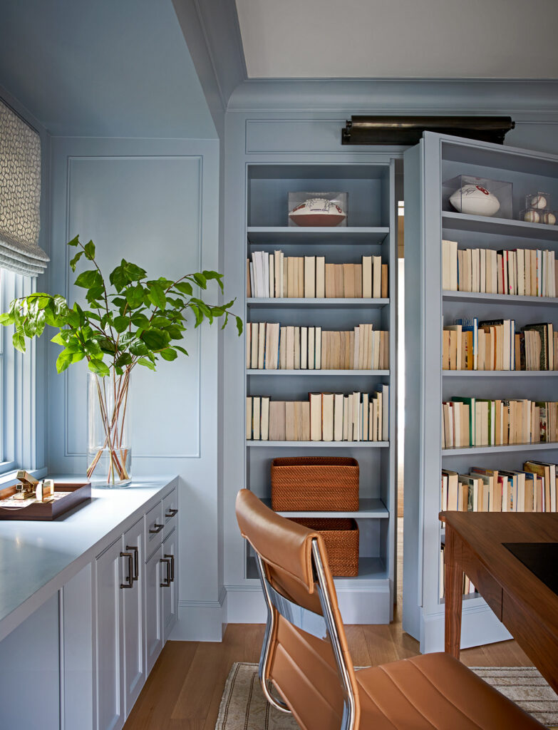 Mastering Color Drenching: Tips for Stunning Interiors