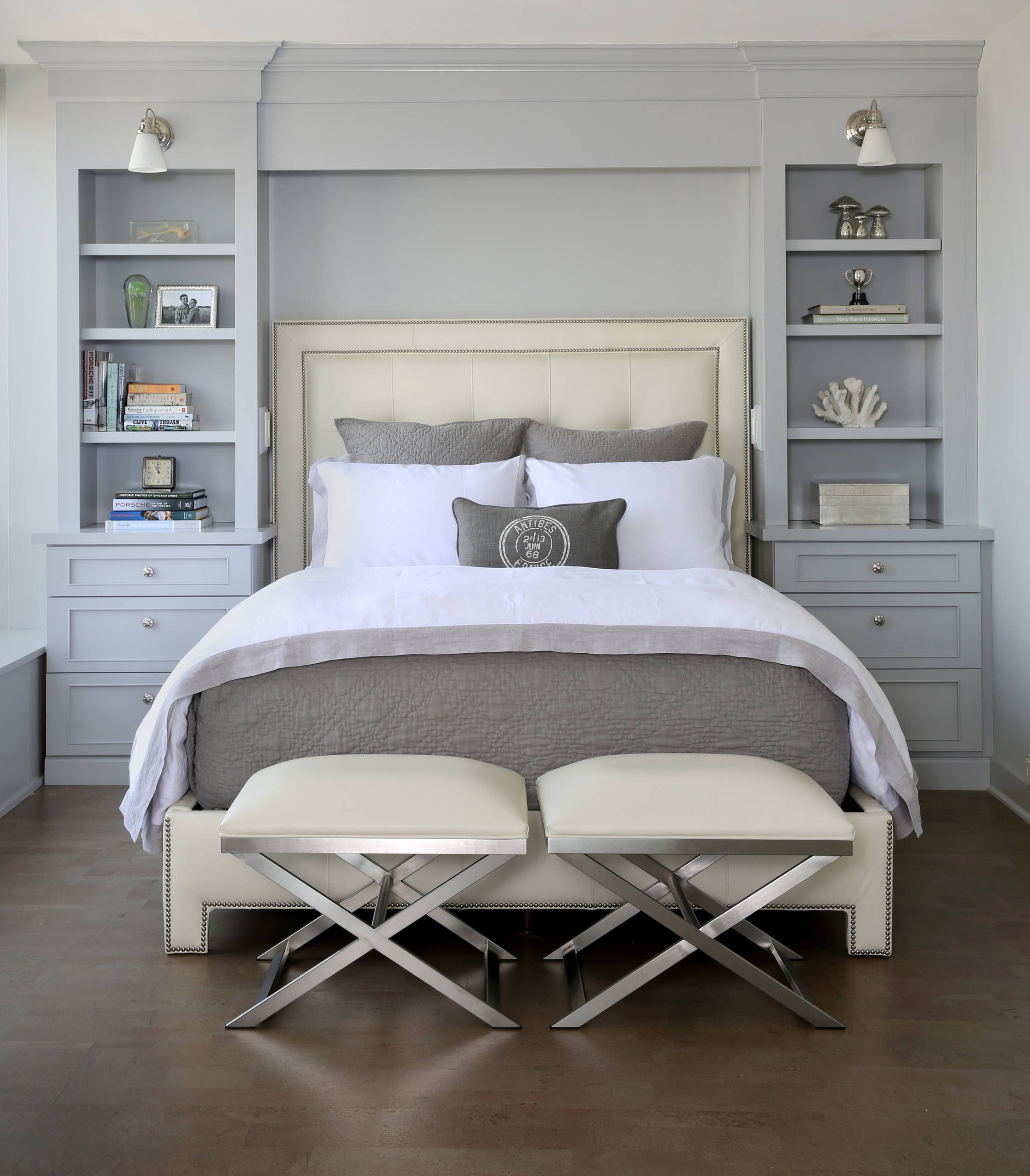 Neutral bedroom ideas in traditional style featuring neutrals with transitional furniture and decor