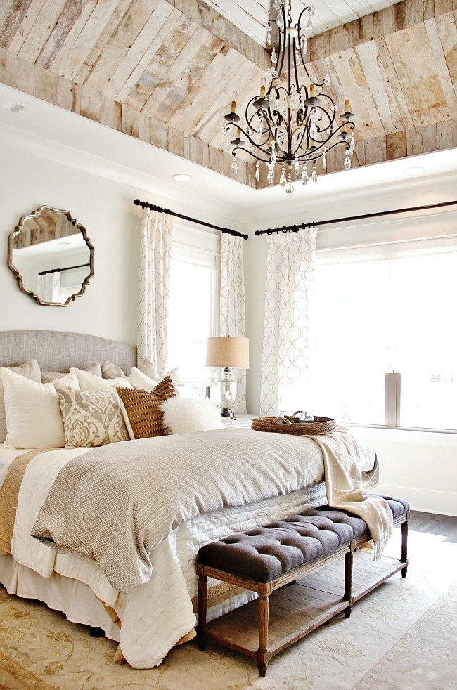 Neutral bedroom ideas in farmhouse style featuring neutrals color scheme