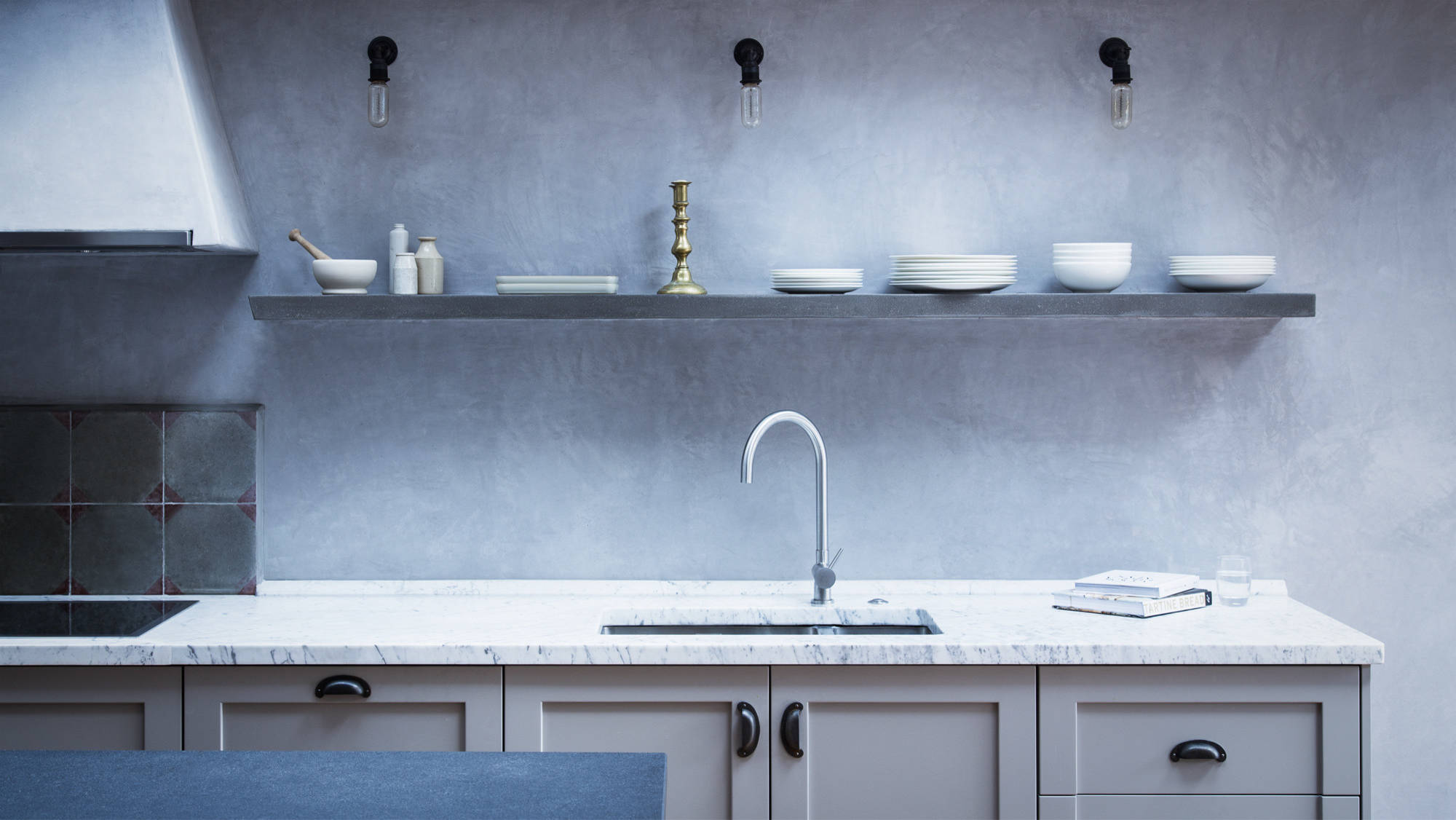 Tadelakt Plaster inspiration showing a kitchen with modern style