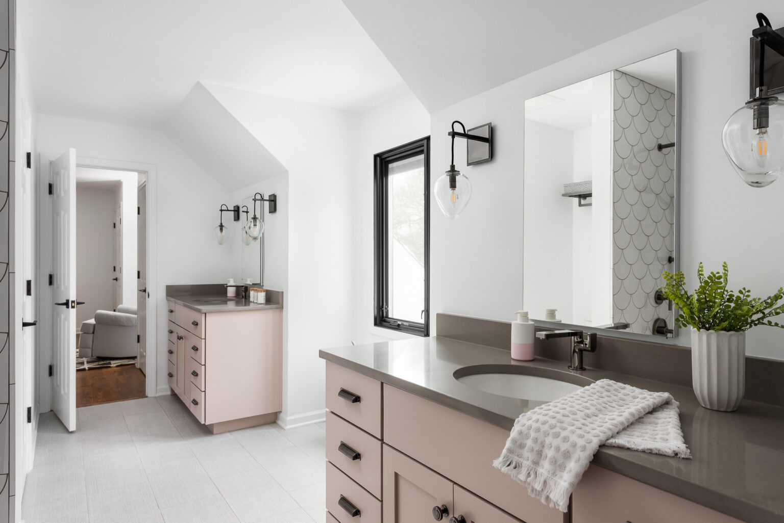 Jack and Jill Bathroom Guide: Pros, Cons & Design Ideas