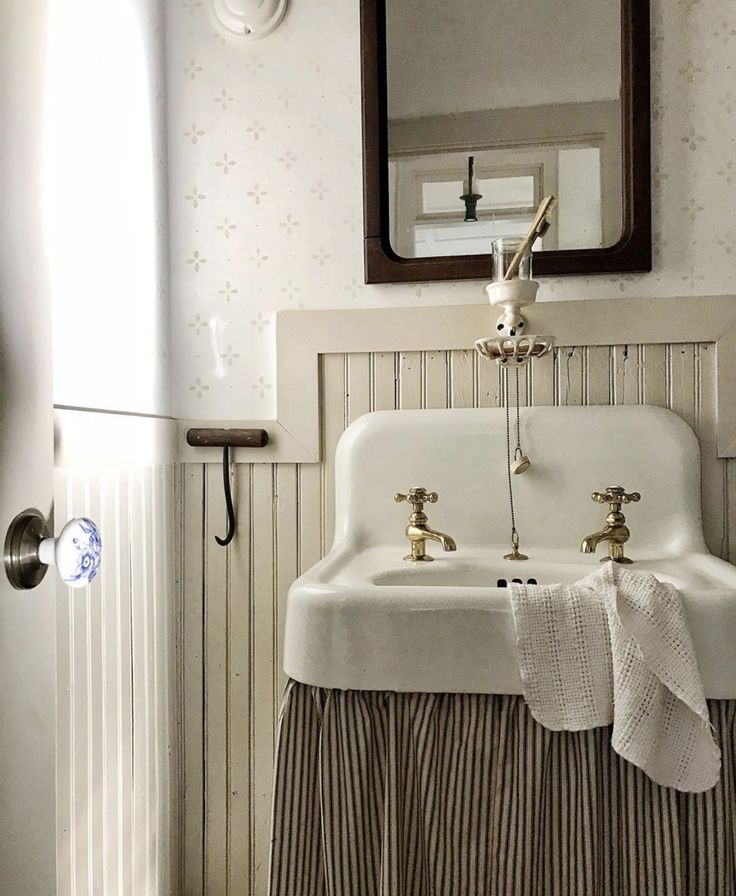 photo featuring traditional cabin bathroom cottage core