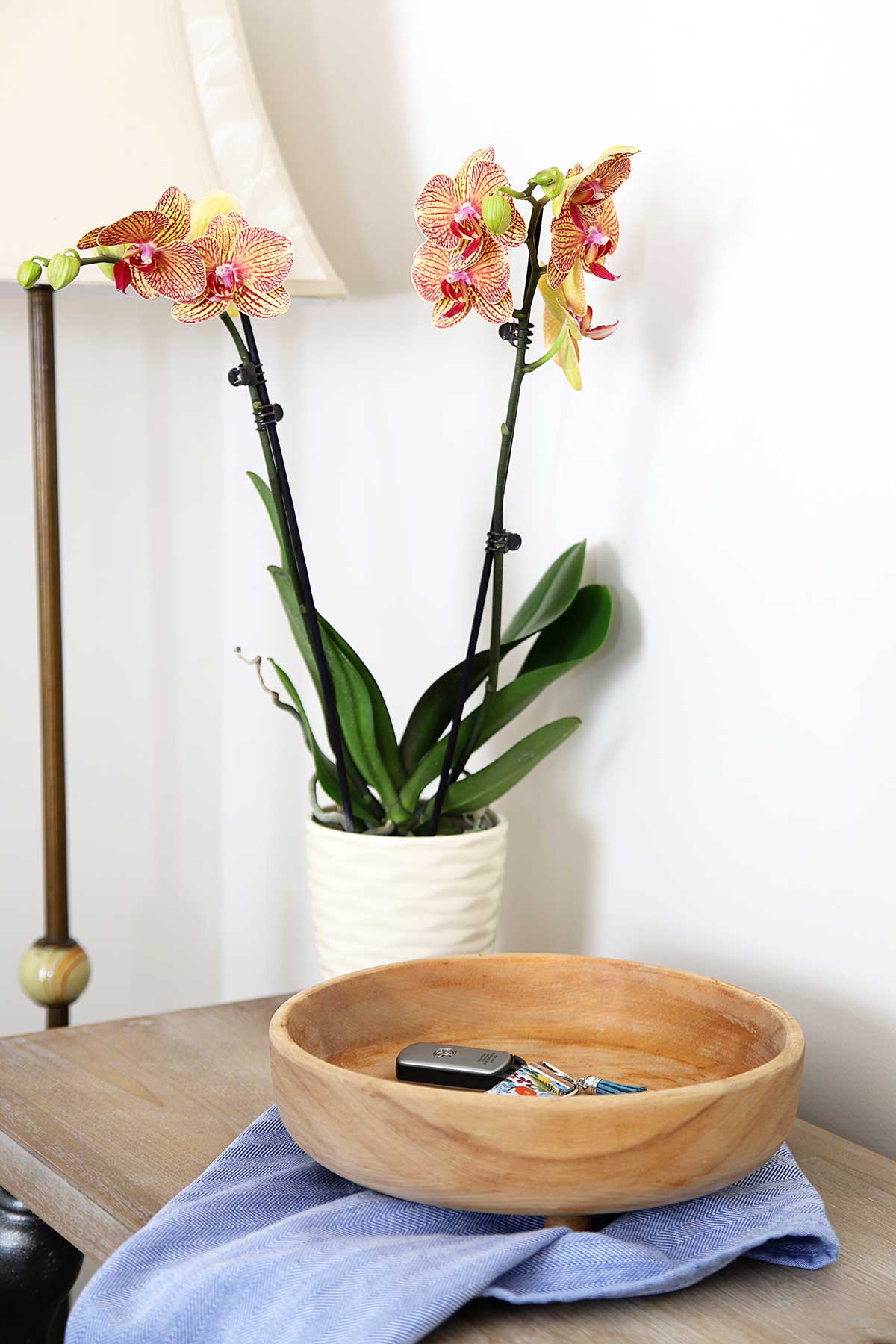 DIY cottagecore decor projects and ideas featuring DIY bleaching wooden bowls