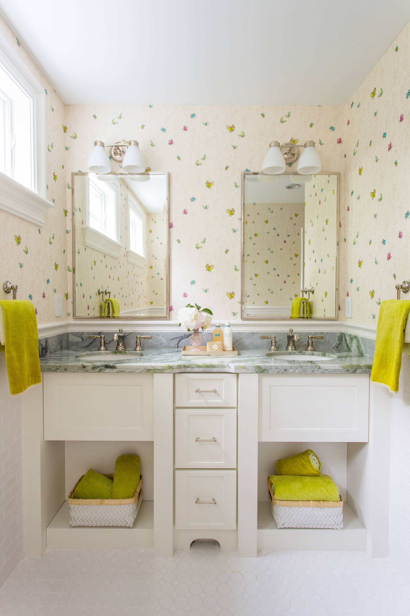 example of Jack and Jill bathroom in modern transitional style