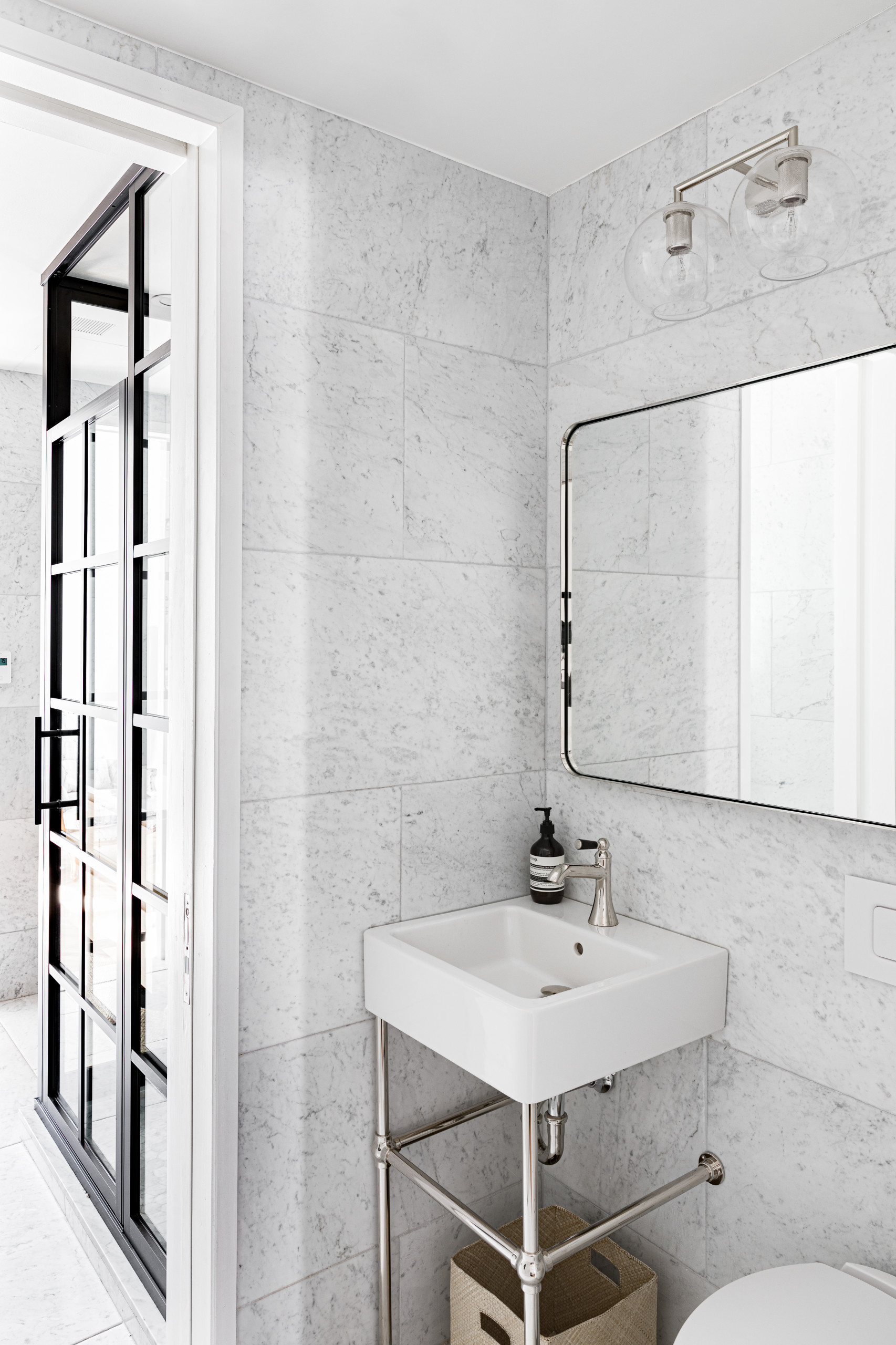 Modern brownstone home tour in Scandinavian-inspired style bathroom