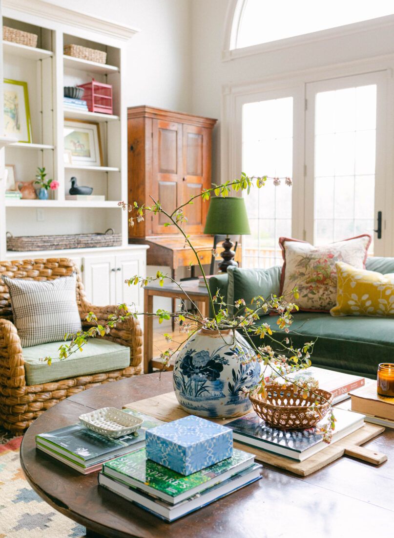 Vintage fall decor idea featuring living room in the Grandmacore and Maximalism decor style