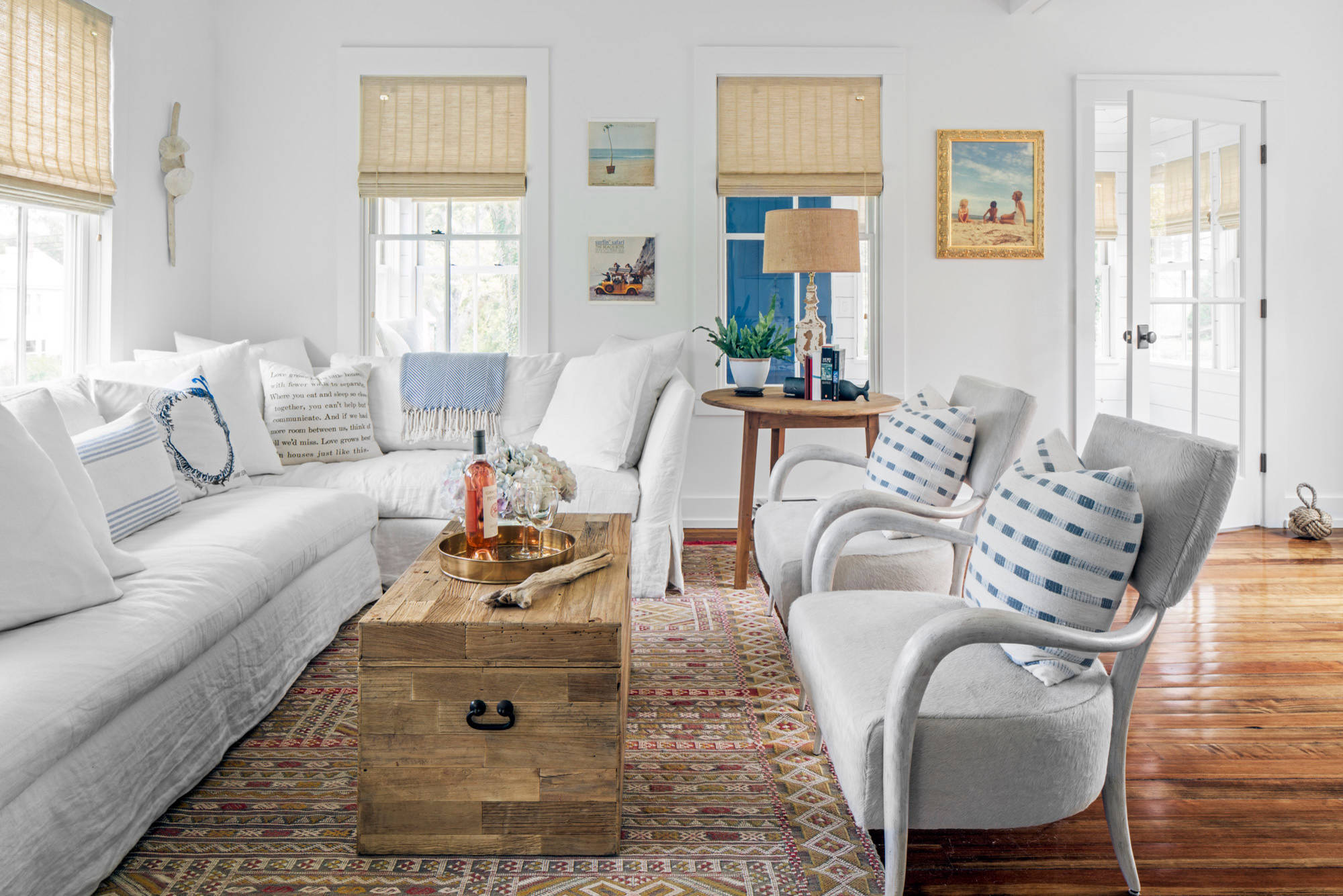 cottage home decor example of coastal home tour featuring living room
