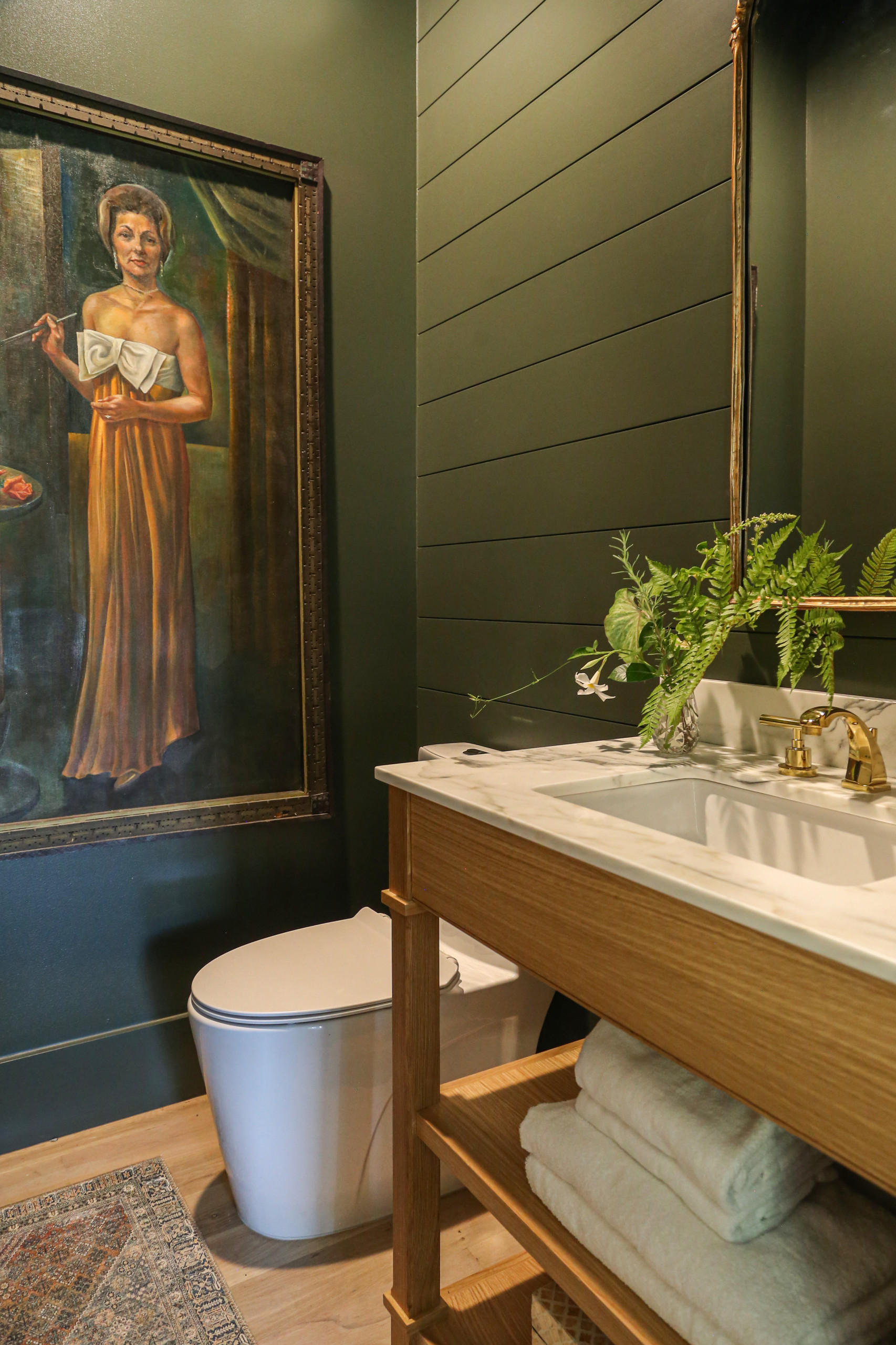 Home tour featuring bathroom with modern european home decor