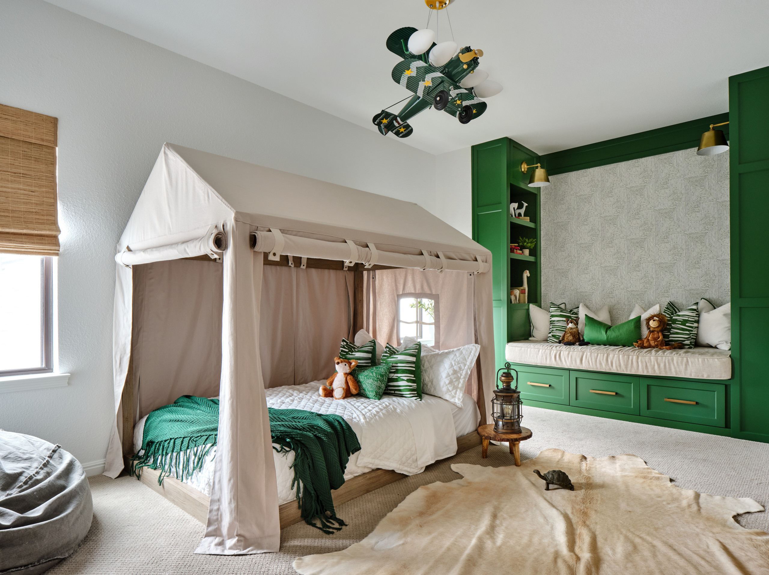 Home tour kids bedroom featuring organic modern home decor