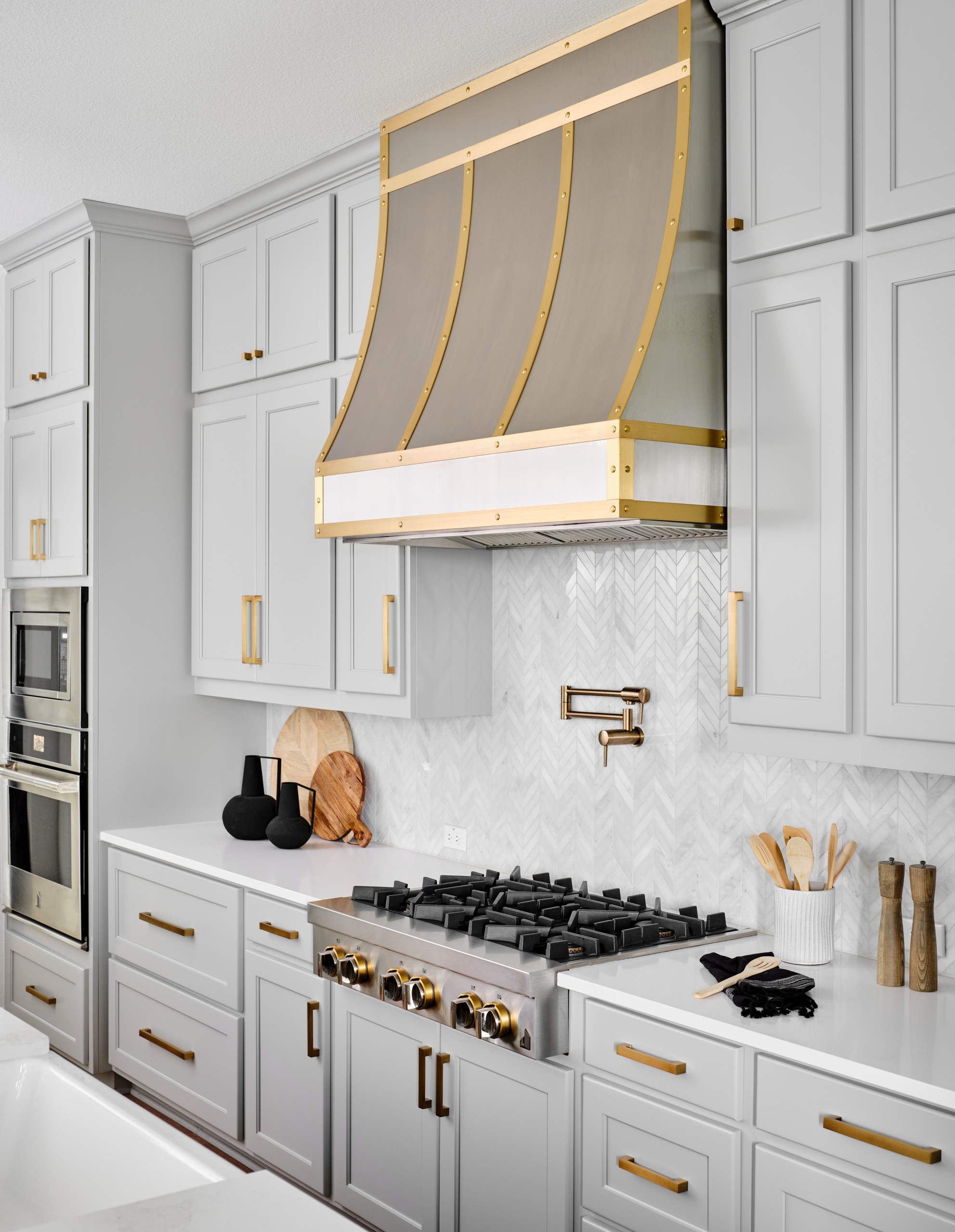 Home tour kitchen featuring organic modern home decor