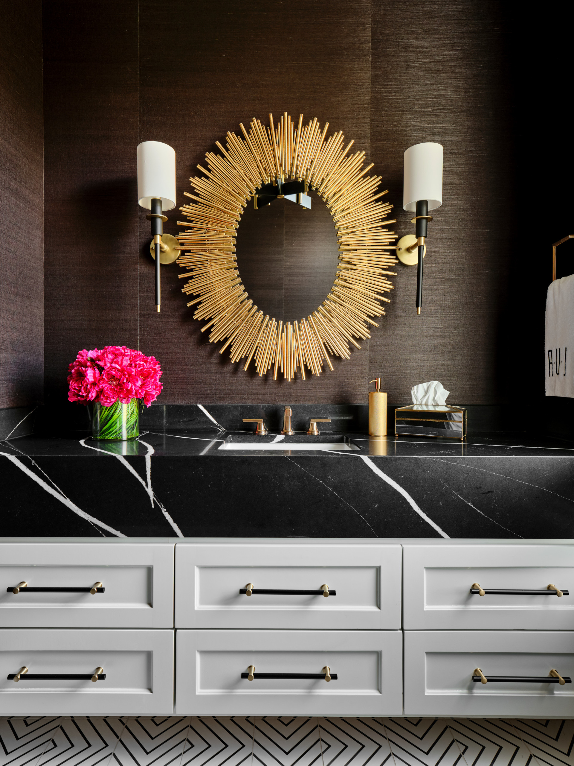 Home Tour in modern contemporary interiors in nebraska home