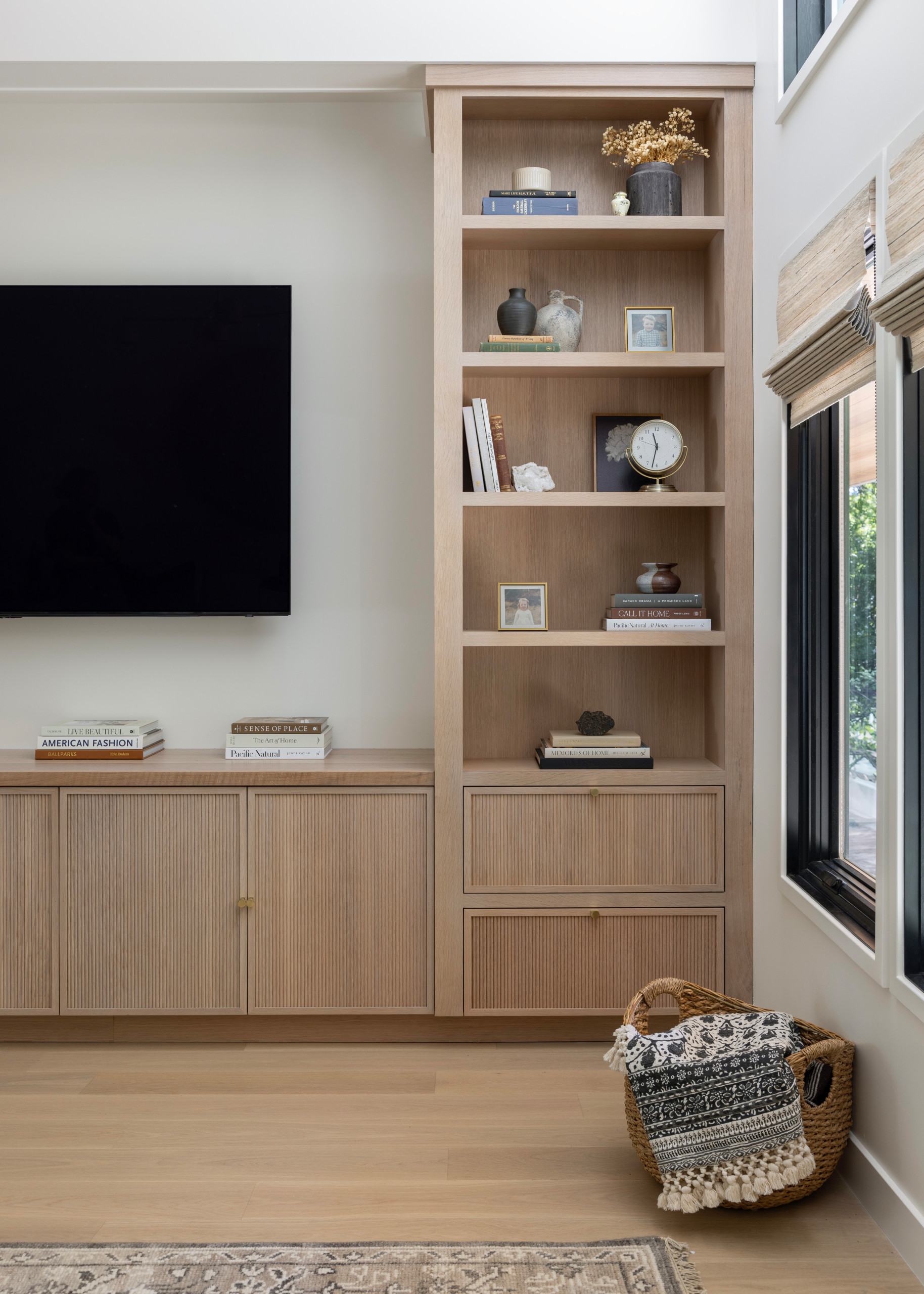 Organic modern home tour example featuring kitchen