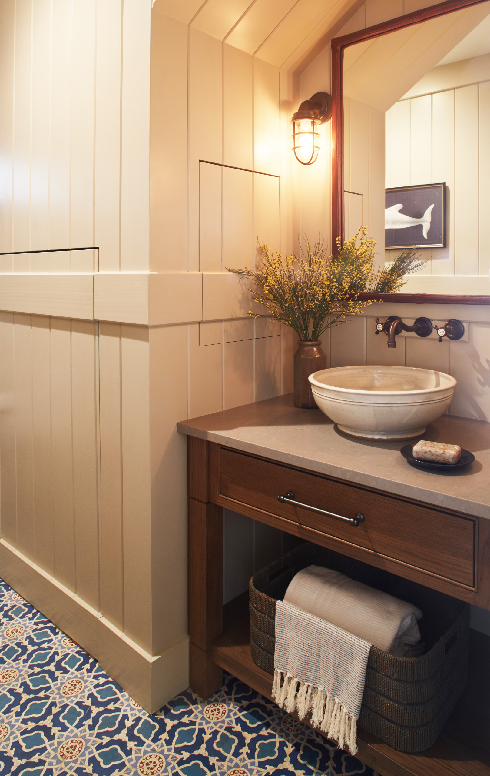 coastal rustic decor with modern heritage style bathroom