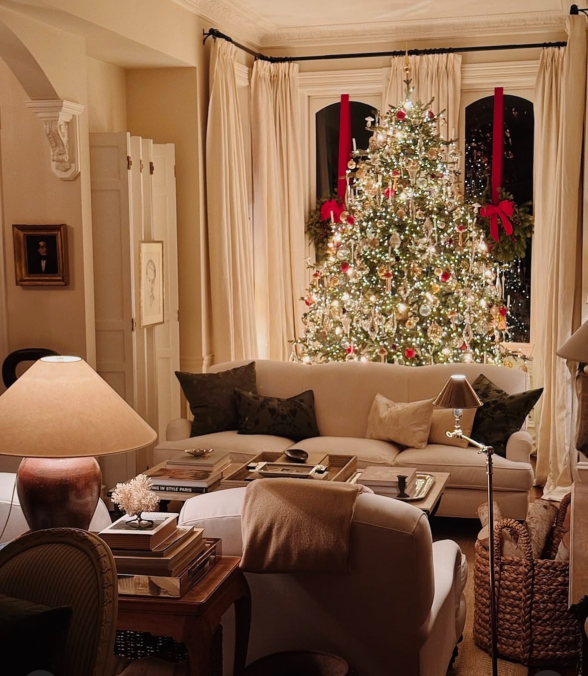 Ralph Lauren Christmas Tree Decor ideas featuring traditional living room at night