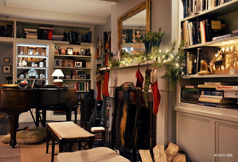 Ralph Lauren Christmas Tree Decor ideas featuring traditional living room moody color palette