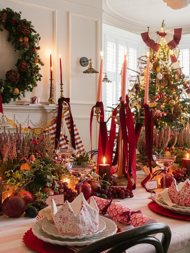 Christmas dining room with nutcrackercore Christmas decor