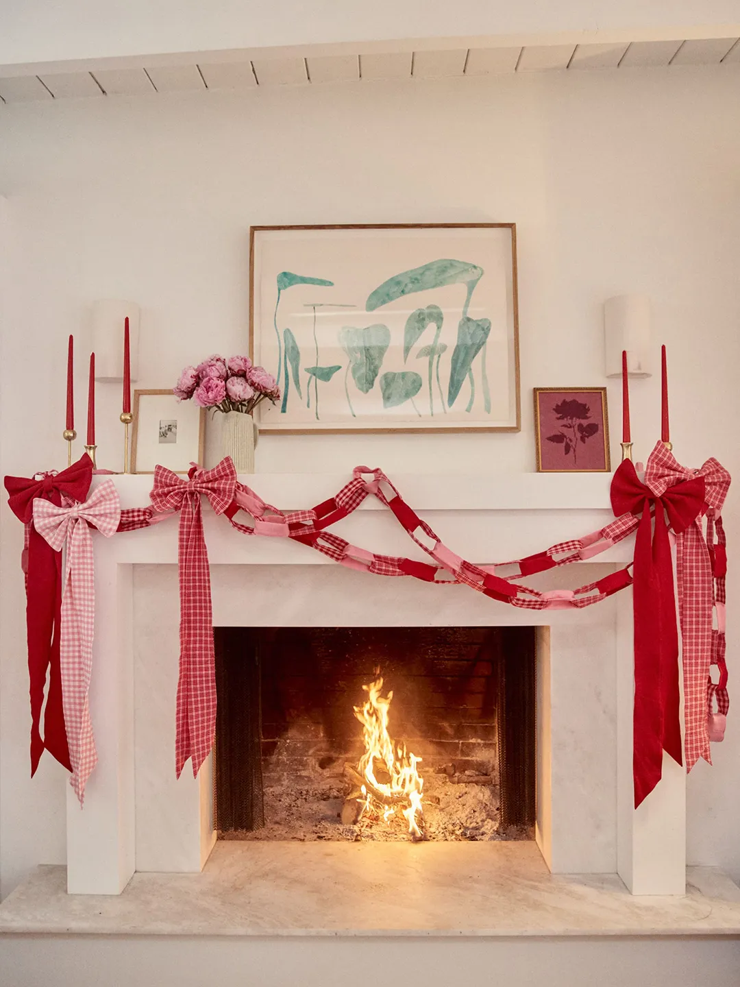 Living room decorated showcased as part of farmhouse Valentines Day decor ideas