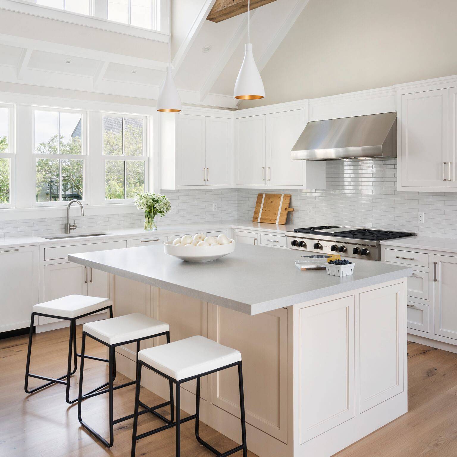 Home tour of West Chester, a modern coastal home designed by Cindy Hayes