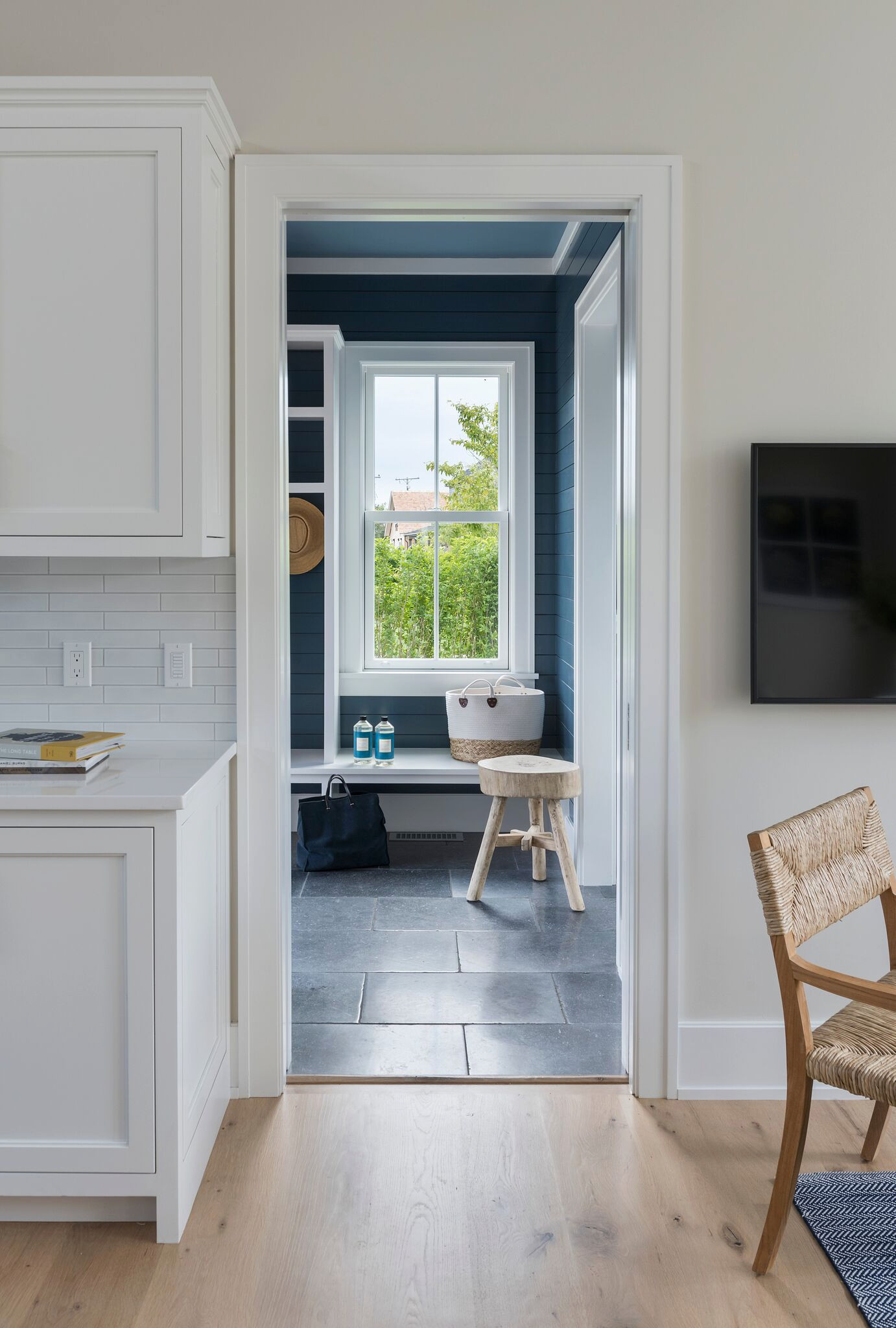 Home tour of West Chester, a modern coastal home designed by Cindy Hayes