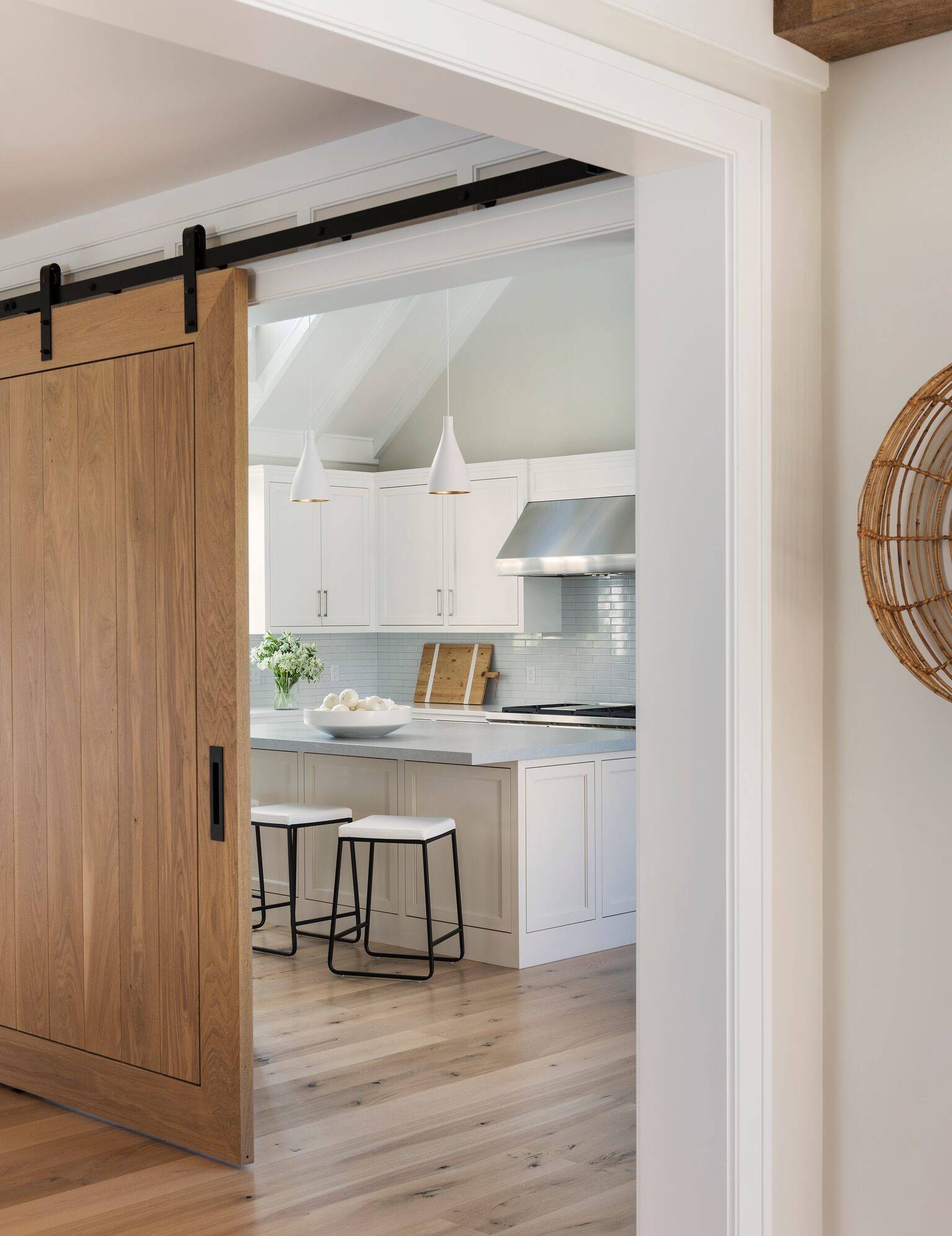 Home tour of West Chester, a modern coastal home designed by Cindy Hayes