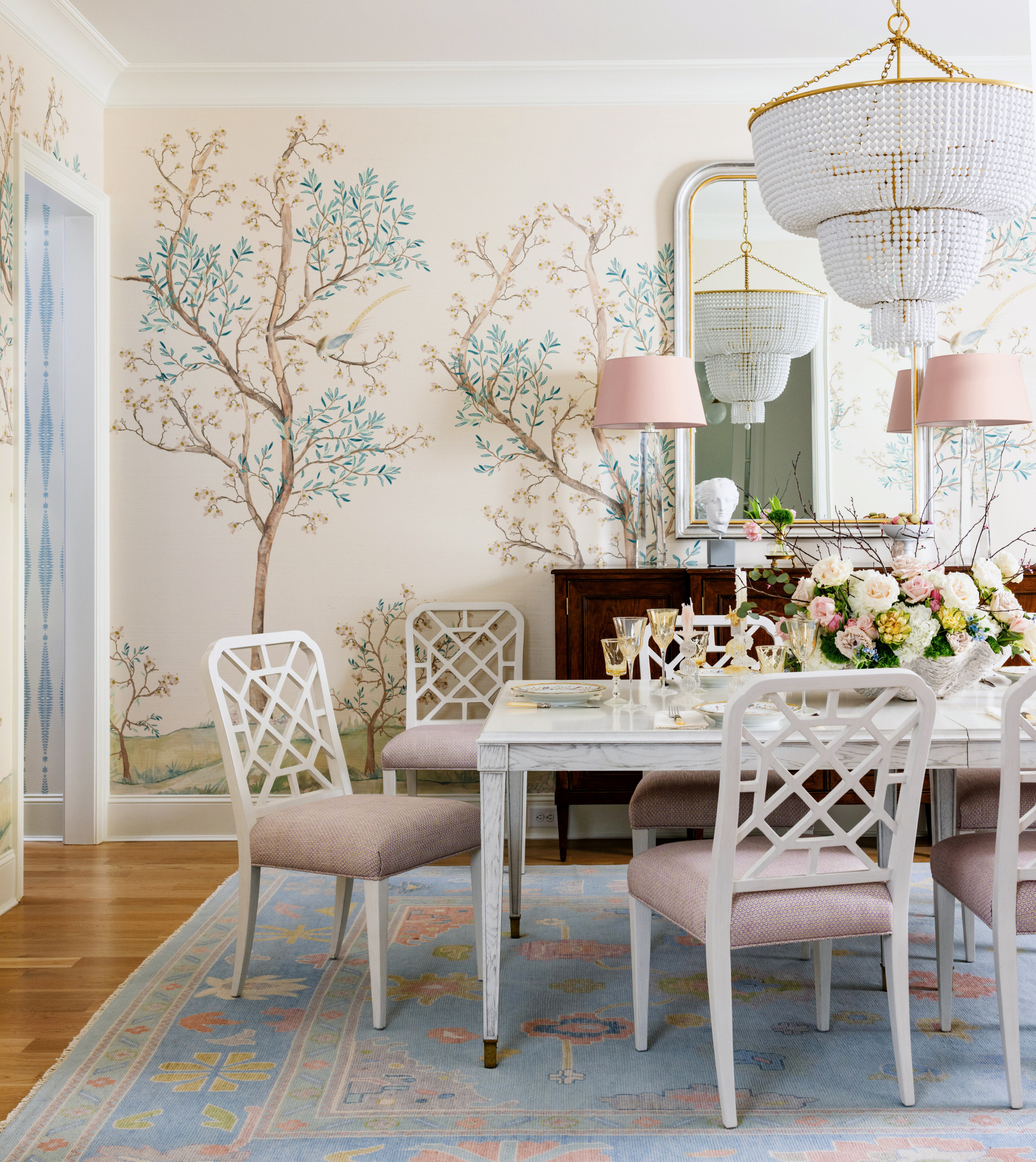 Transitional Southern interior design, home tour featuring a transitional home decor style dining room