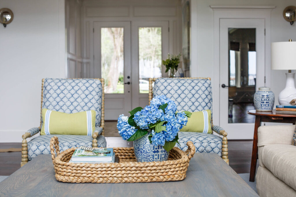 southern coastal home tour living room