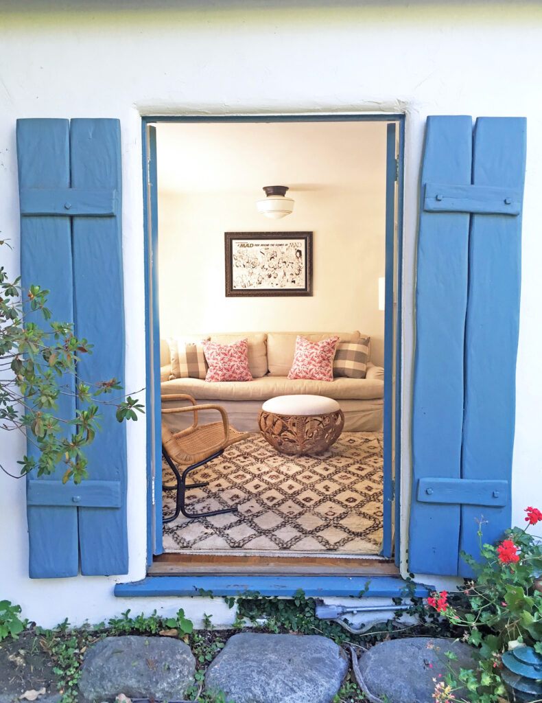Home tour featuring a california with modern cottage interiors showcasing a seating room.