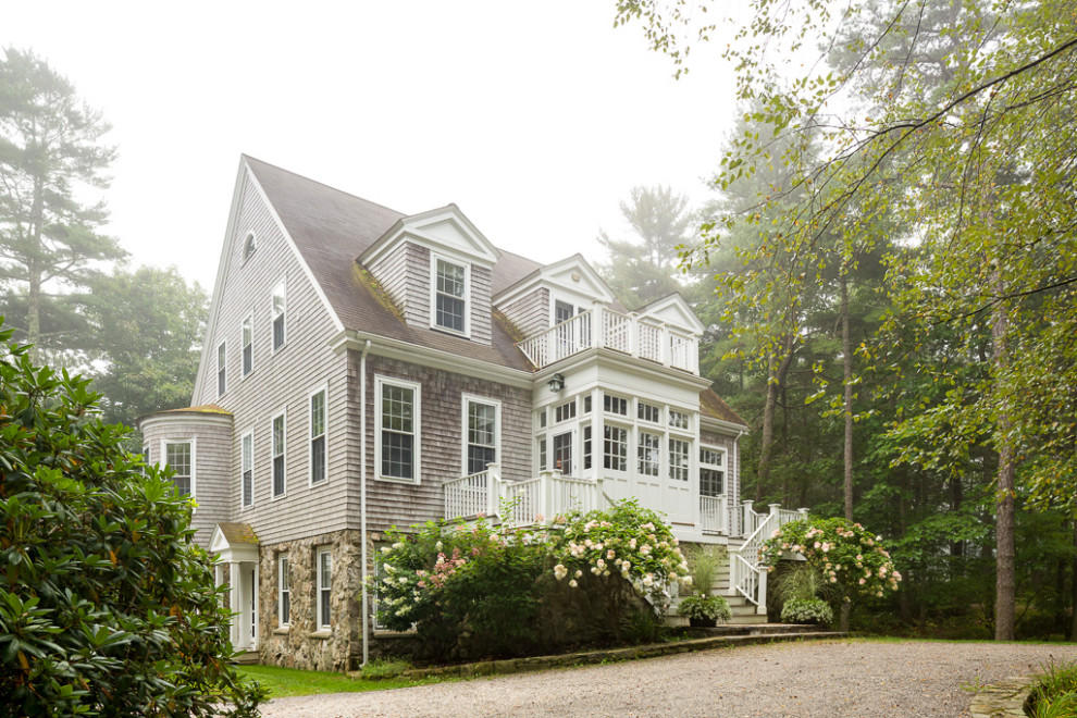 Coastal home tour featuring beach house interiors with a modern take on traditional style fwaturing the outdoor facade
