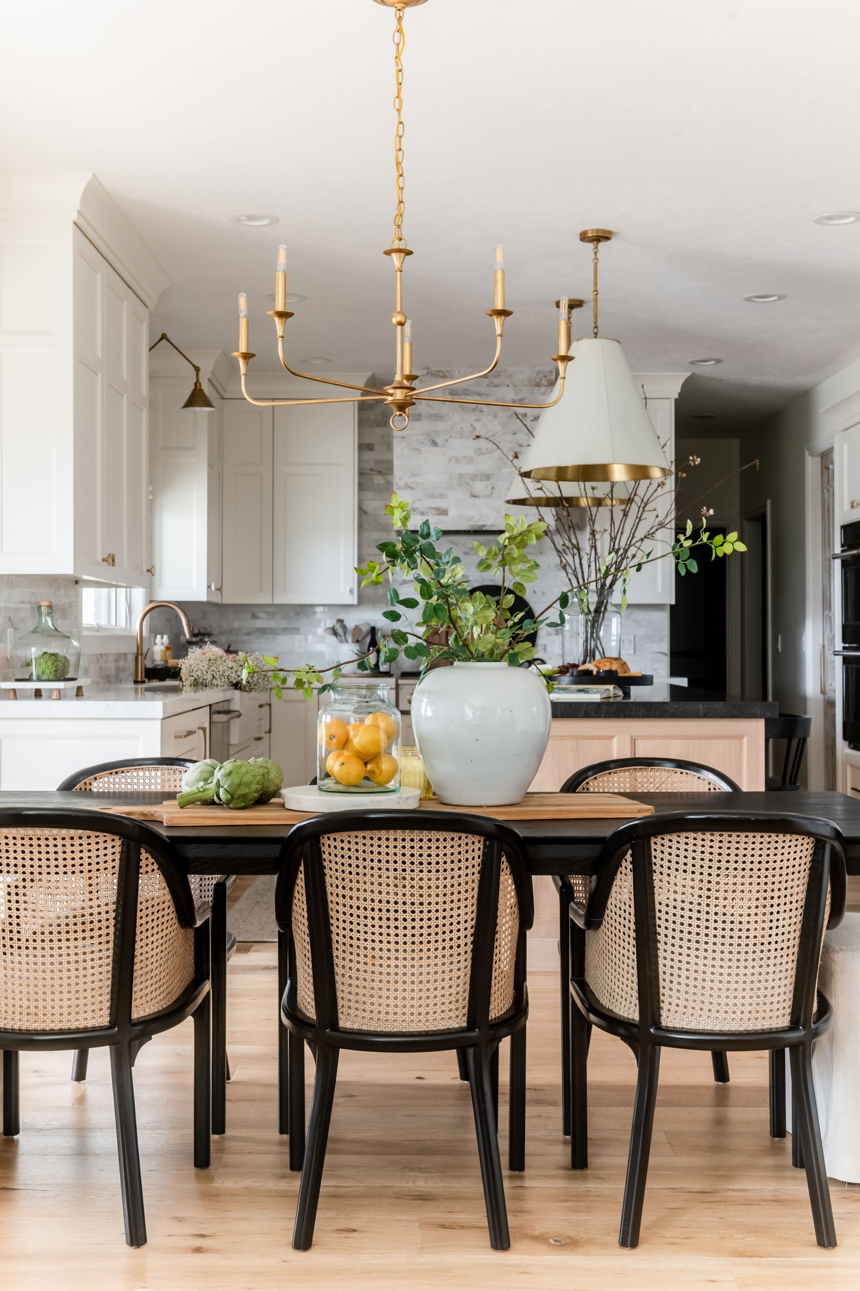 Home tour featuring draper refresh house dining room in transitional home design