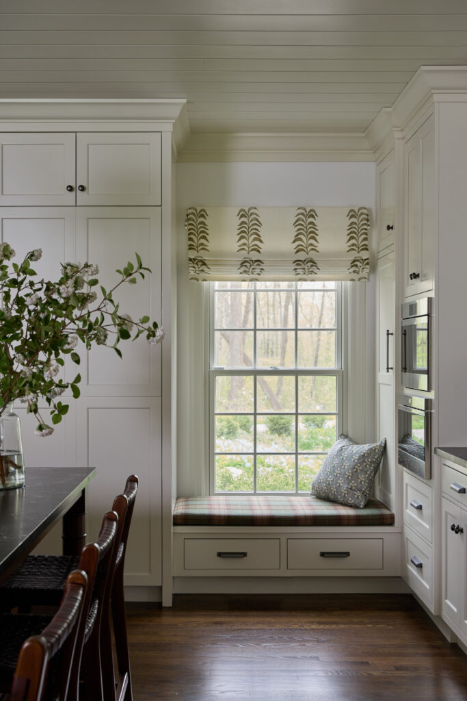 Modern farmhouse style home tour featuring a stylish kitchen