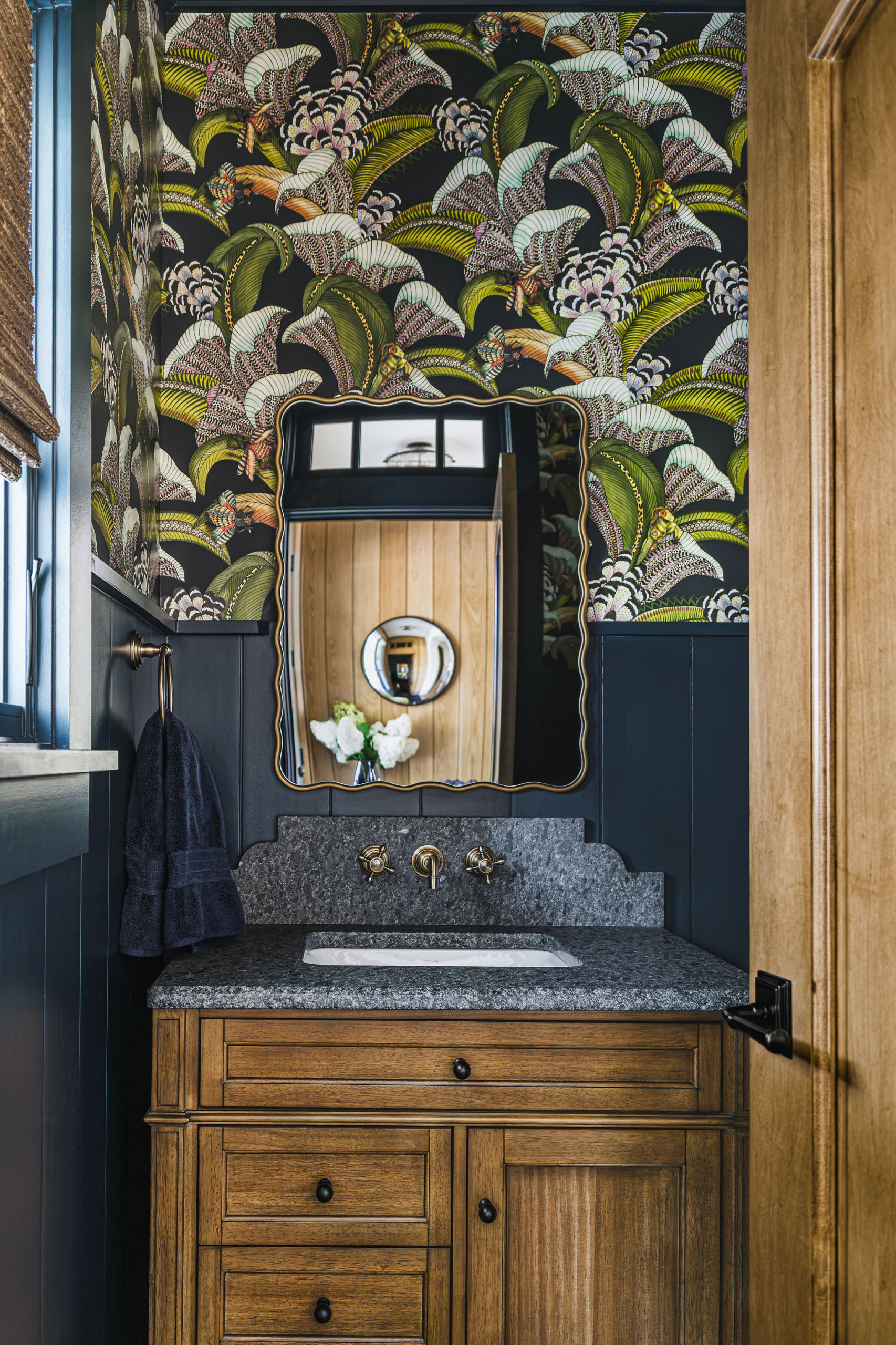 Home tour with strong modern southern style featuring the Davidson Village Charmer home.