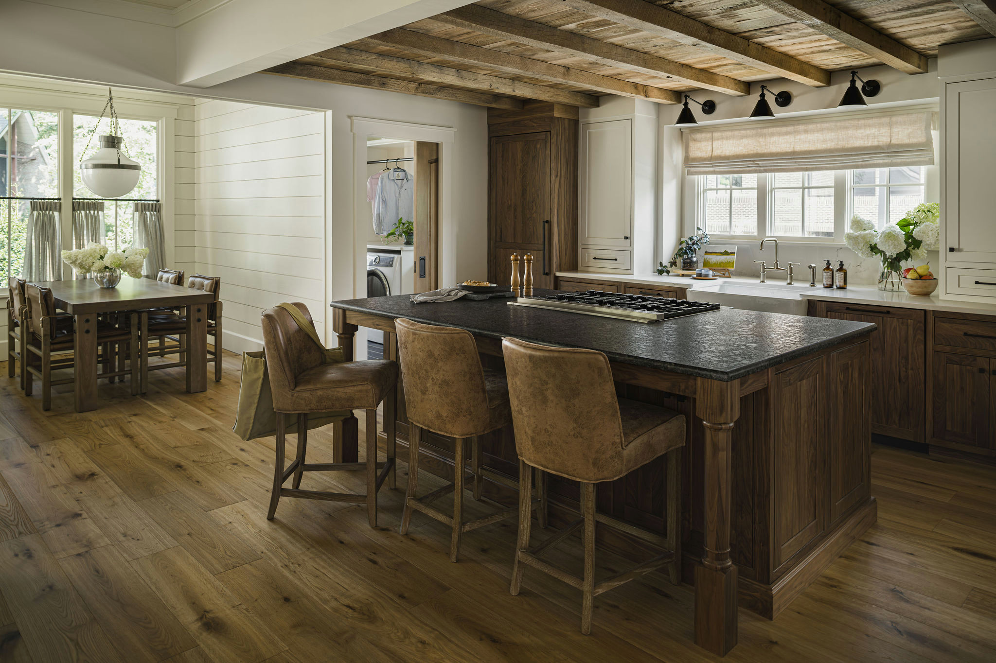 Home tour with strong modern southern style featuring the Davidson Village Charmer home.