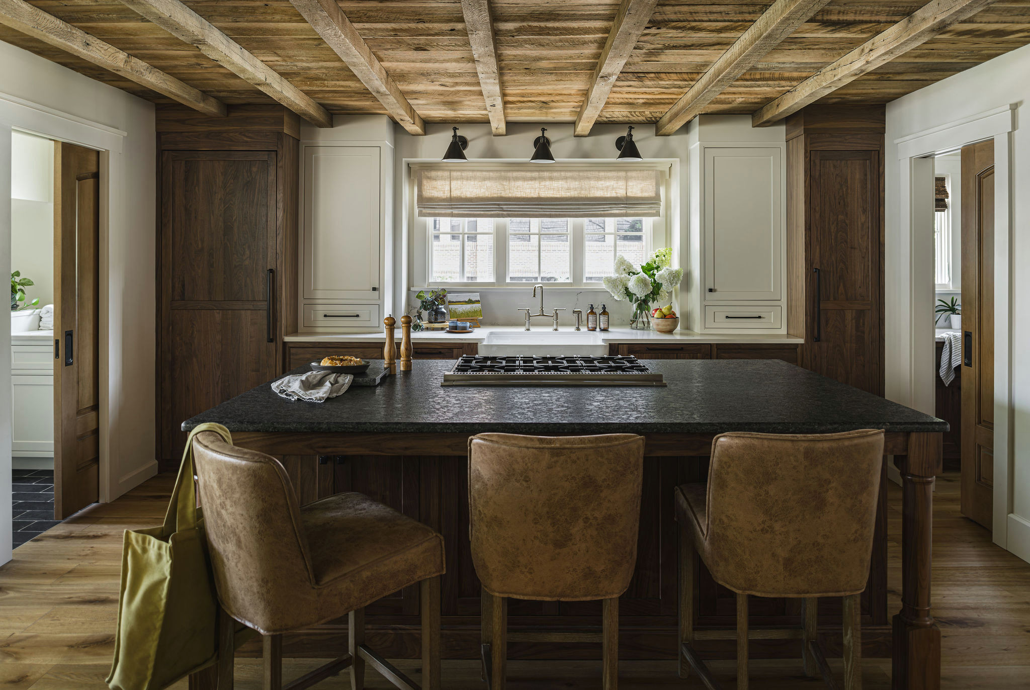 Home tour with strong modern southern style featuring the Davidson Village Charmer home.