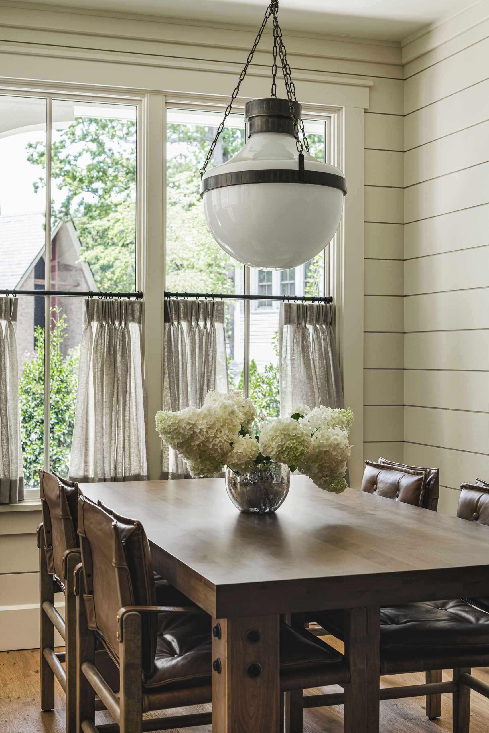 Home tour with strong modern southern style featuring the Davidson Village Charmer home.